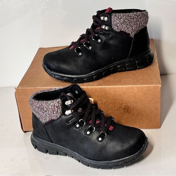 Skechers Synergy Sweater Pretty Hiker Collar Hiker Boots - Picture 1 of 6